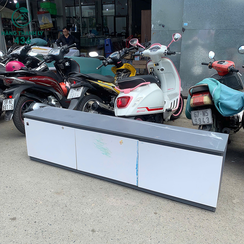 Kệ Tivi Gỗ Cũ Màu Trắng Xám Đẹp 4 ke tivi go cu mau trang xam dep 1
