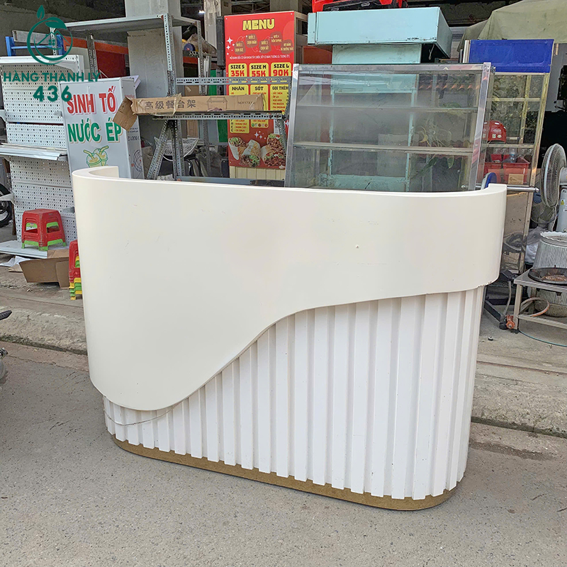 Quầy Lễ Tân Cũ Bo Cong Màu Trắng 6 quay le tan cu bo cong mau trang 2