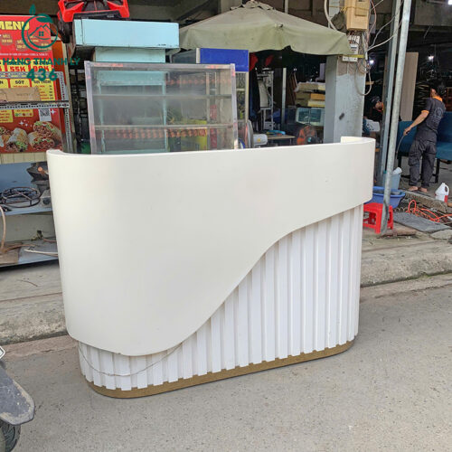 Quầy Lễ Tân Cũ Bo Cong Màu Trắng 3 quay le tan cu bo cong mau trang 3