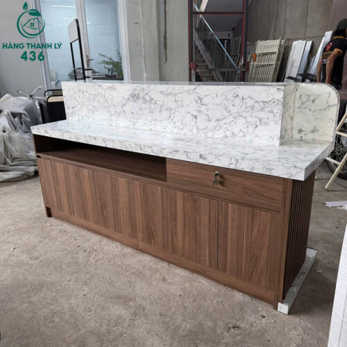 Quầy Lễ Tân Gỗ Cũ Dài 2m Phối Vân Đá 2 quay le tan go cu dai 2m phoi van da 2