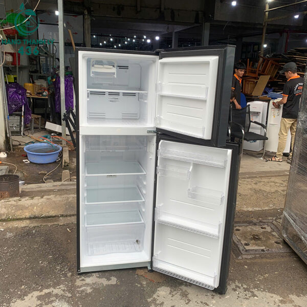 tu lanh toshiba inverter 233 lit cu 5