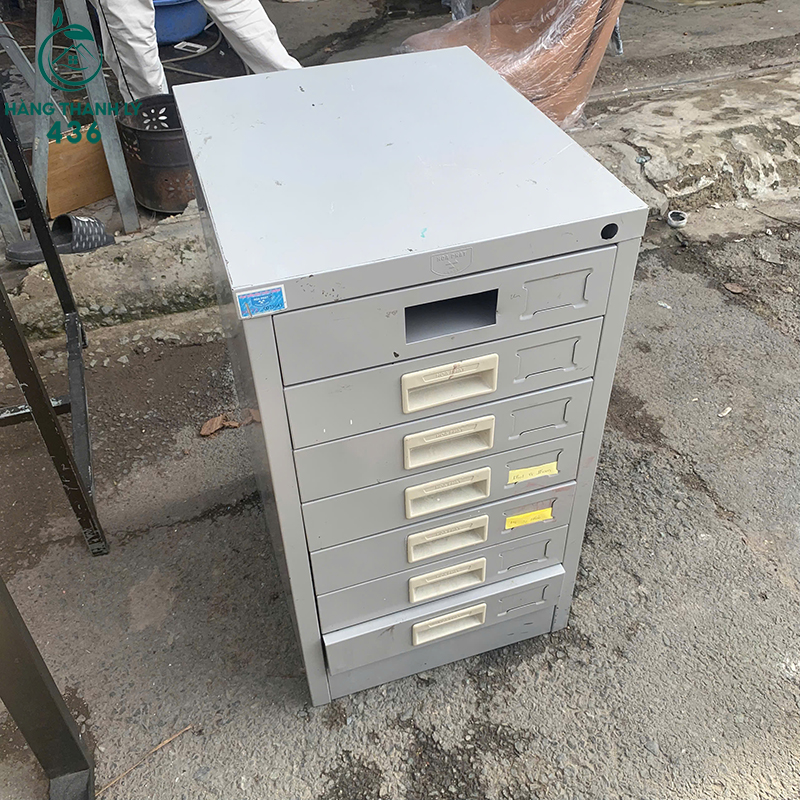 Tủ Locker Sắt 7 Ngăn Cũ 4 tu locker sat 7 ngan cu 1
