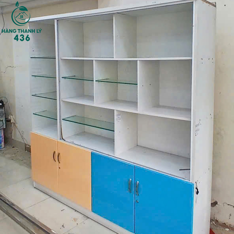 Tủ Trưng Bày Cánh Kính Cũ 2m Nhiều Ngăn Kệ 3 tu trung bay canh kinh cu 2m nhieu ngan ke 1