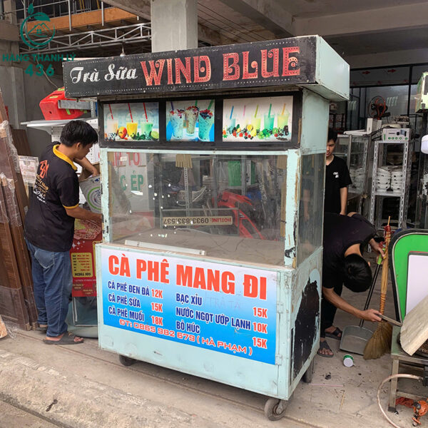 xe ban ca phe cu khung sat co banh xe 3