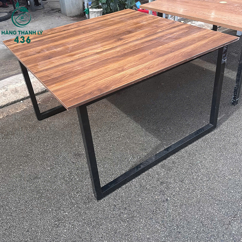 Bàn Họp Vuông Cũ Có Lỗ Đi Dây 1m2 6 1m2x1m2x75 1 copy