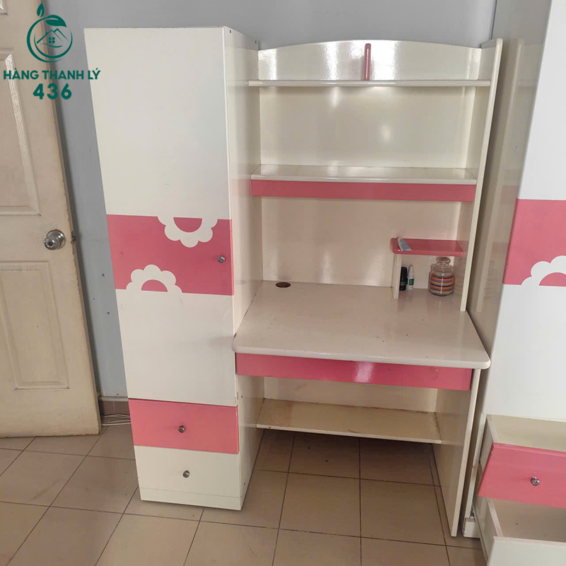 Bàn Học Sinh Cũ Liền Tủ Sách Màu Trắng Hồng 1m2 3 ban hoc sinh cu lien tu sach mau trang hong 1m2 1
