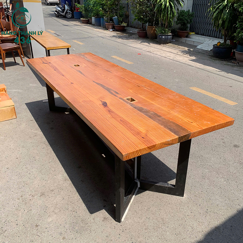 Bàn Họp Cũ Mặt Vân Gỗ 2m5 4 ban hop cu mat van go 2m5 1