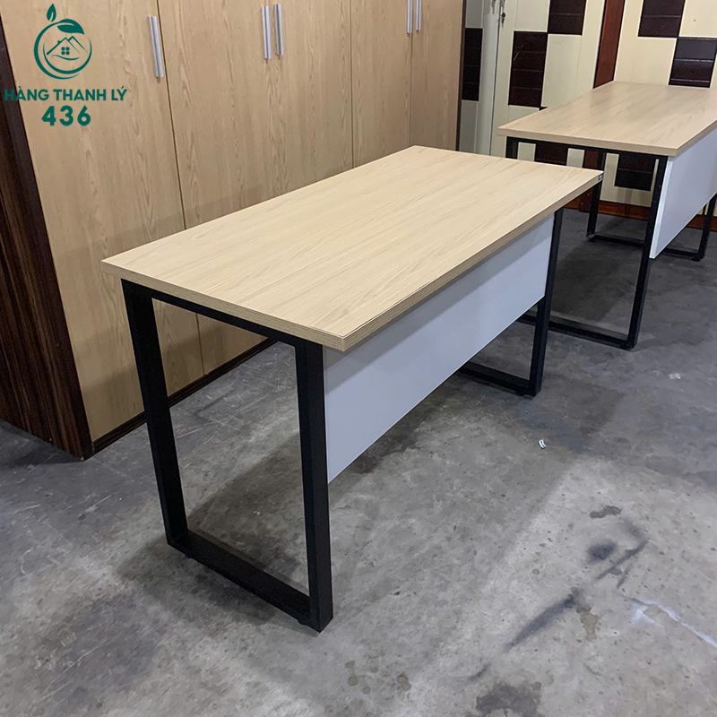 Bàn Làm Việc Chân Sắt Cũ Mặt Gỗ Sáng 1m2 5 ban lam viec chan sat cu mat go sang 1m2 2