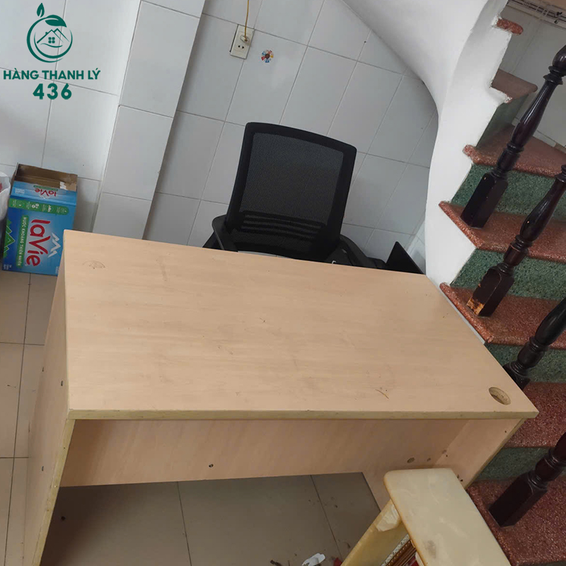 Bàn Làm Việc Gỗ Cũ Có Hộc Kéo Tiện Dụng 4 ban lam viec go cu co hoc keo tien dung 2