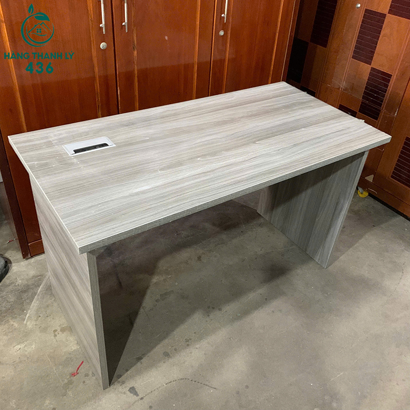 Bàn Làm Việc Vân Gỗ Cũ 1m3 Có Yếm Che Phía Trước 7 ban lam viec van go cu 1m3 co yem che phia truoc 3