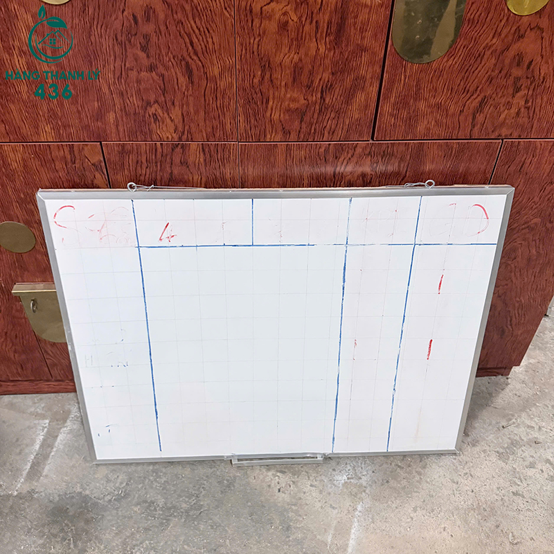 Bảng Trắng Kẻ Ô Ly Cũ 80cm x 60cm 3 bang trang ke o ly cu 80cm x 60cm 1