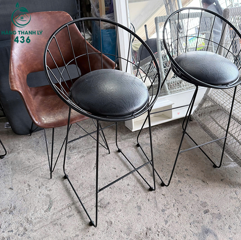 Ghế Bar Cũ Khung Sắt Sơn Đen 6 ghe bar cu khung sat son den 3