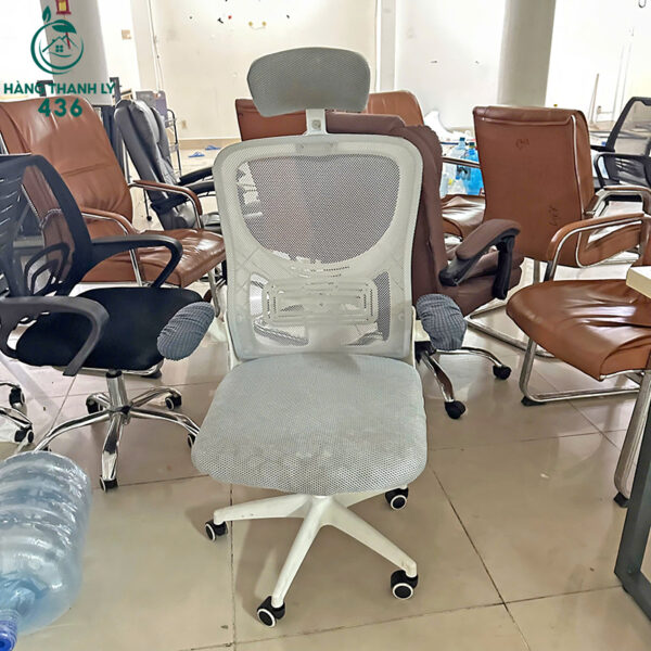 ghe luoi cu chan nhua trang 5 chau 2