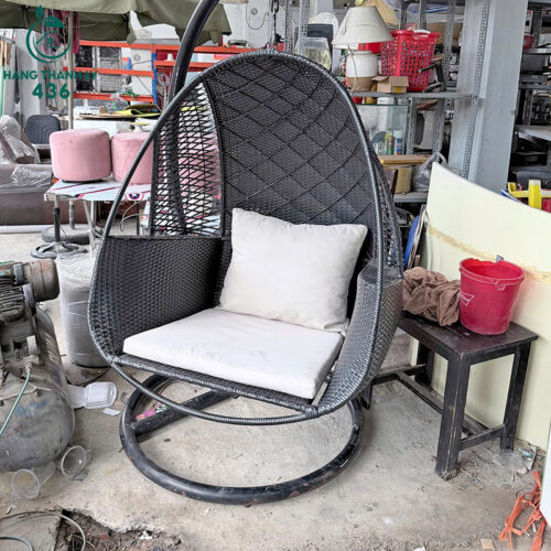 Ghế Xích Đu Cũ Có Nệm Ngồi Êm 4 ghe xich du cu co nem ngoi em 2