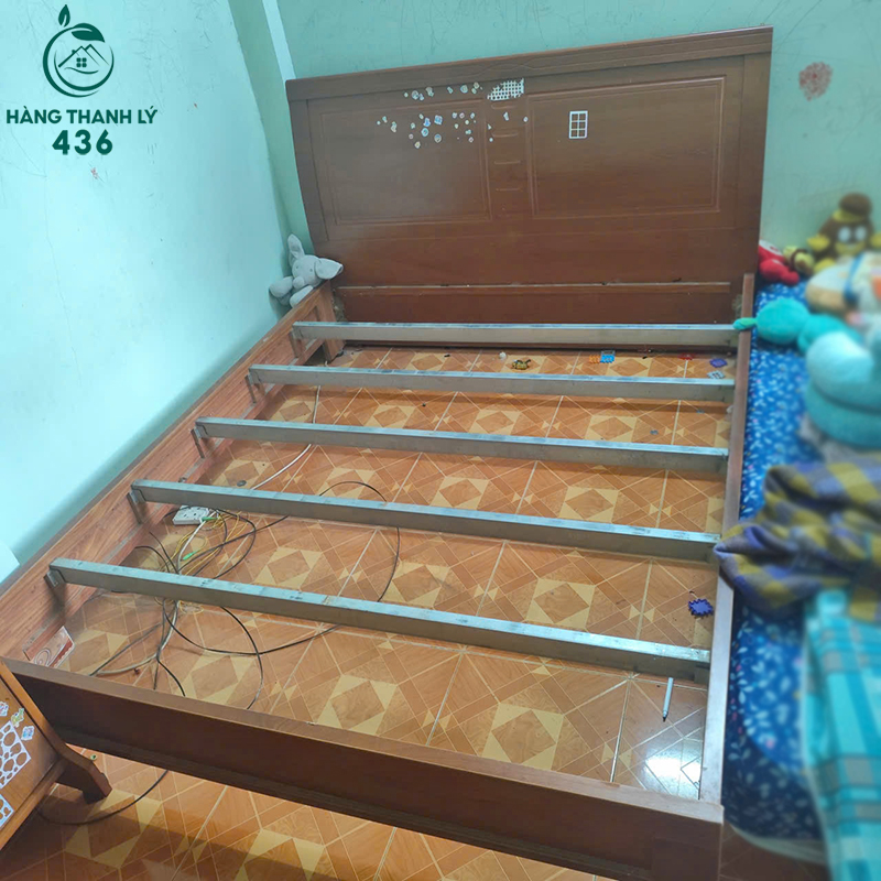 Giường Ngủ 1m6 Cũ Có Đầu Giường Cao 2 giuong ngu 1m6 cu co dau giuong cao 1