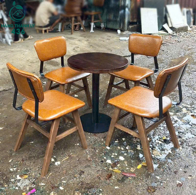 Thanh Lý Bộ Bàn Ghế Cafe Gỗ Tựa Sắt Bọc Nệm Mới 99% 3 thanh ly bo ban ghe cafe go tua sat boc nem moi 99