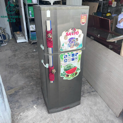 tu lanh sanyo hai cua cu ngan da tren 3