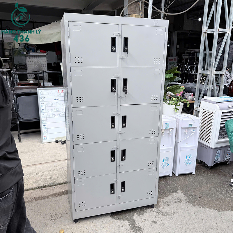 Tủ Locker Sắt Cũ 10 Ngăn Thiết Kế Gọn Gàng 4 tu locker sat cu 10 ngan thiet ke gon gang 1