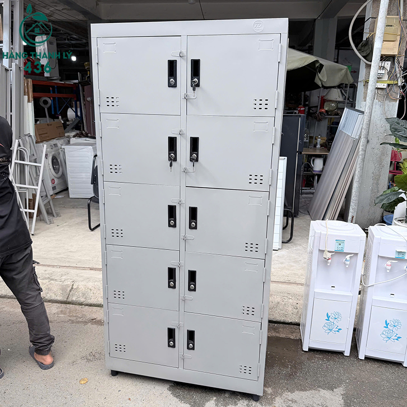 Tủ Locker Sắt Cũ 10 Ngăn Thiết Kế Gọn Gàng 5 tu locker sat cu 10 ngan thiet ke gon gang 2