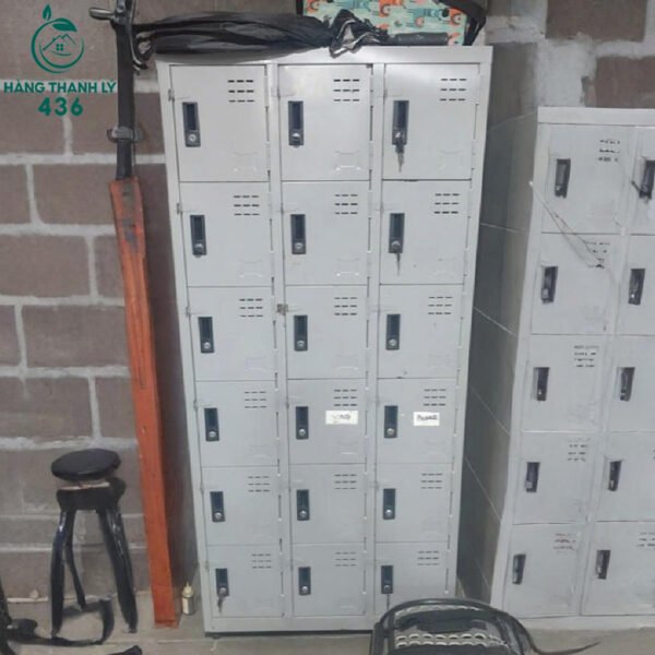 tu-locker-sat-cu-18-ngan-mau-xam tu locker sat cu 18 ngan mau