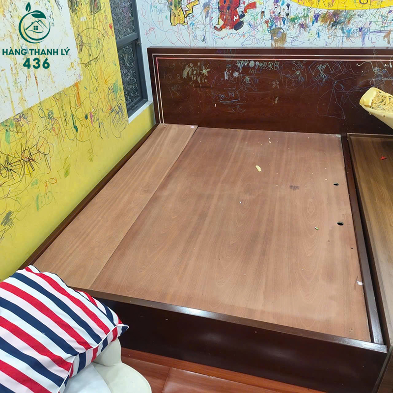 Giường Ngủ Cũ 1m6 Đầu Giường Màu Nâu 2 1792039630583 408305097254198635 g4851168235075363731 c89a0212250638f4dc9a4d9b79c51dc5 copy