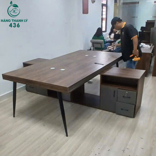 Bàn Giám Đốc Cũ Kèm Tủ Phụ Bên Hông 3 ban giam doc cu kem tu phu ben hong 1
