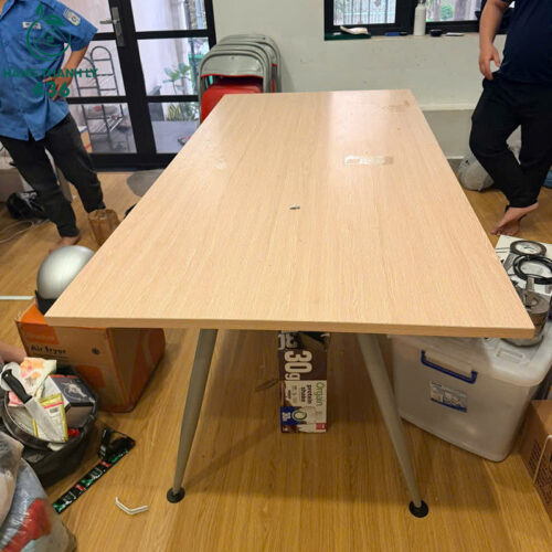 ban hop cu mat go chan sat dang dai