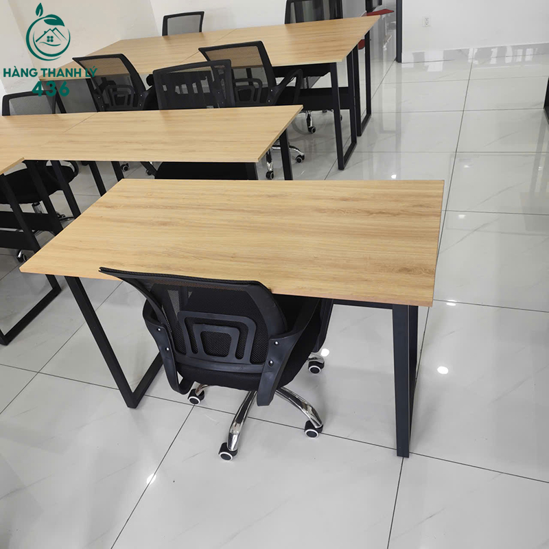 Bàn Làm Việc Cũ 1m2 Mặt Gỗ Chân Sắt 4 ban lam viec cu 1m2 mat go chan sat 1