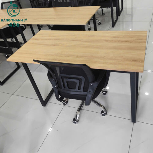 Bàn Làm Việc Cũ 1m2 Mặt Gỗ Chân Sắt 3 ban lam viec cu 1m2 mat go chan sat 2