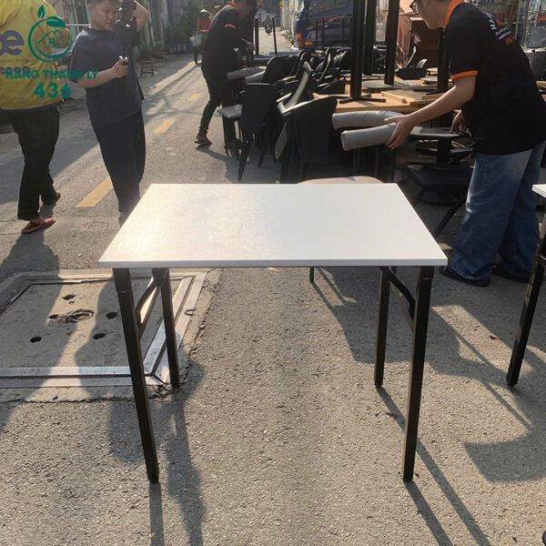 ban lam viec cu gap gon mat trang 60cm 1