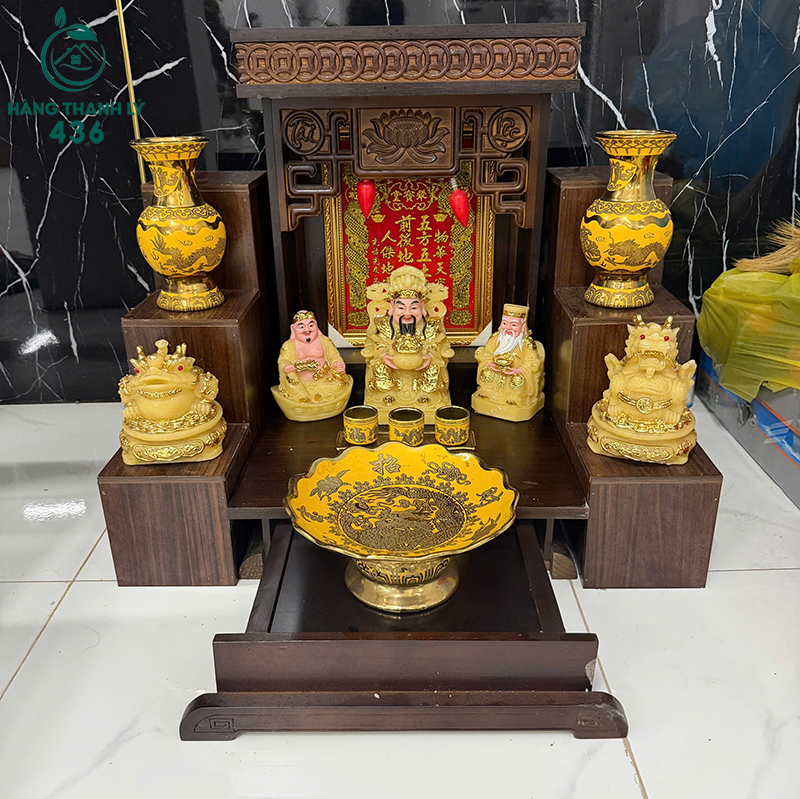 Bàn Thờ Ông Địa Cũ Chạm Họa Tiết Hoa Sen 6 ban tho ong dia cu cham hoa tiet hoa sen 2