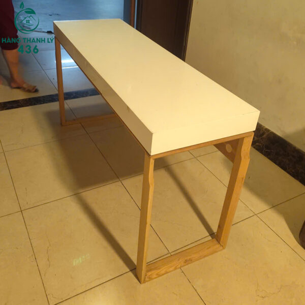 ban trang diem cu 1m5 co ngan keo tien loi 1
