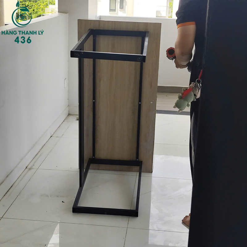 Bàn Văn Phòng Cũ 1m2 Mặt Màu Xám 4 ban van phong cu 1m2 mat mau xam 1