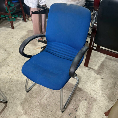 Ghế Chân Quỳ Cũ Bọc Nệm Xanh Dương Có Tay Vịn 3 ghe chan quy cu boc nem xanh duong co tay vin 1