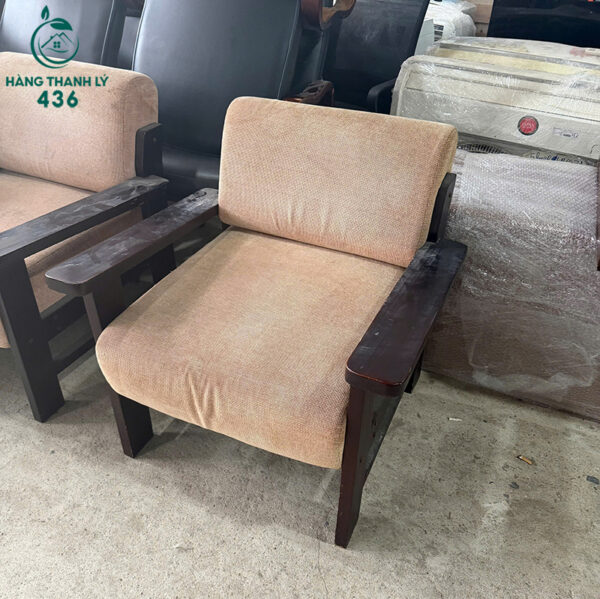 ghe sofa don cu nem mut boc vai ni day 1