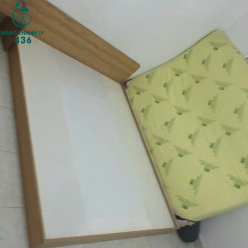 Giường Ngủ Cũ Dạng Bệt Có Tựa Đầu Gỗ 2 giuong ngu cu dang bet co tua dau go 2