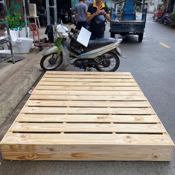 giuong pallet go cu ngang 1m6 chac chan 3