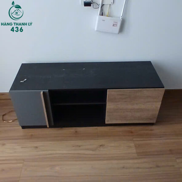 ke tivi cu 1m2 mau den phoi van go