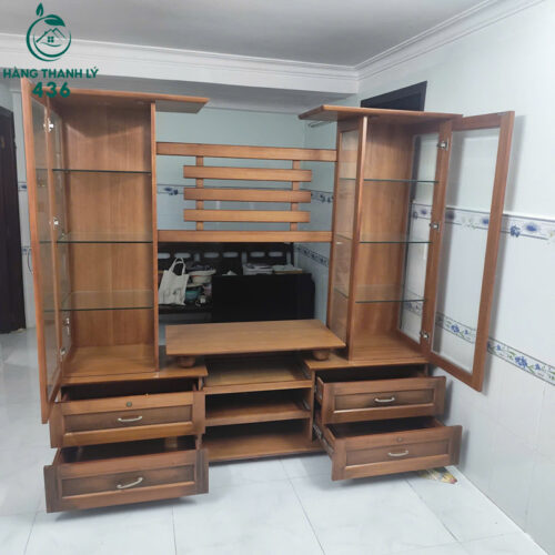 ke tivi cu kem hai tu kinh trung bay 2m06 2