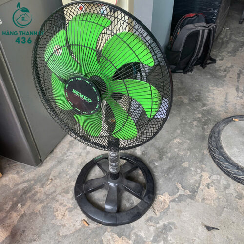 quat dung senko cu canh mau xanh 1