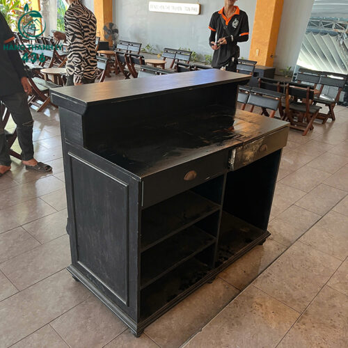 Quầy Gỗ Cũ Màu Đen Dáng Thẳng 5 quay go cu mau den dang thang 3