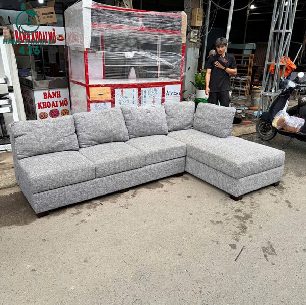 sofa-goc-l-cu-boc-vai-mau-xam-co-ghe-don-dai (2) sofa goc l cu boc vai mau xam co ghe don dai 2