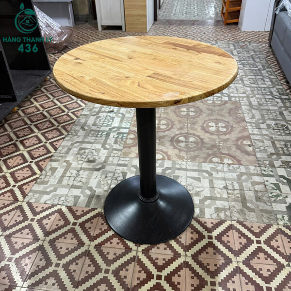 thanh ly ban cafe mat go tron moi 99 1