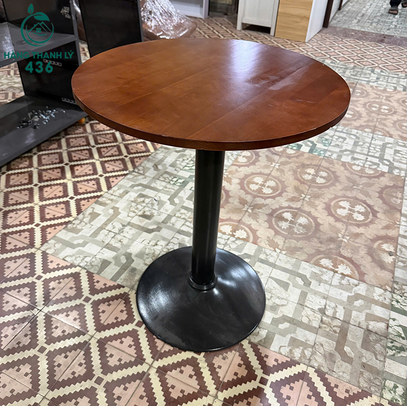 thanh ly ban cafe mat go tron moi 99 3