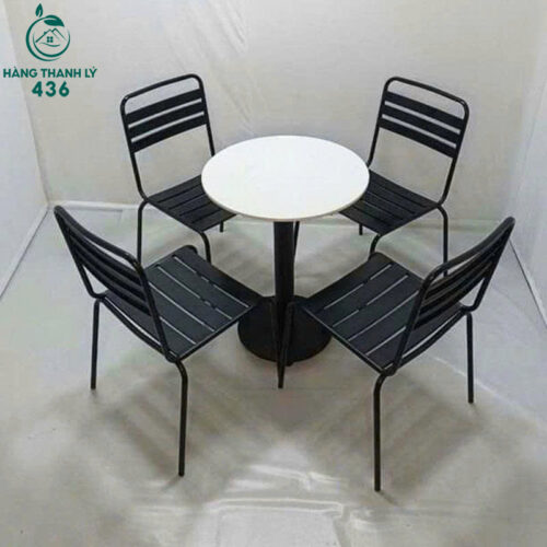 thanh ly ban ghe cafe sat 3 la moi 99