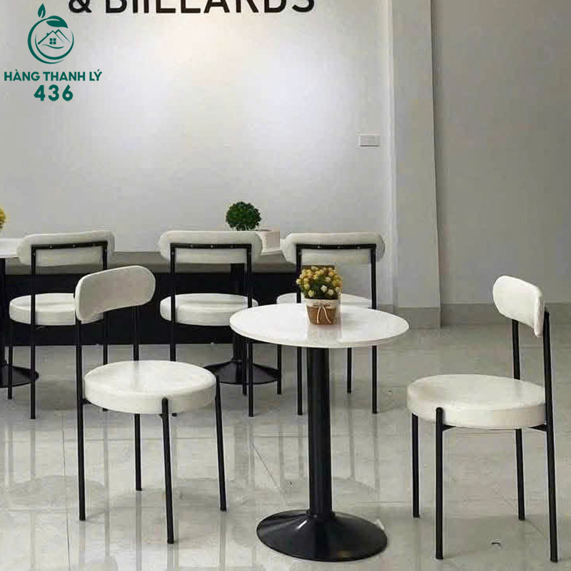 Thanh Lý Bàn Ghế Cafe Sắt Lót Nệm Trắng Mới 99% 2 thanh ly ban ghe cafe sat lot nem trang moi 99