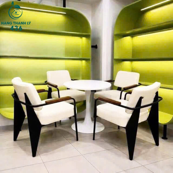 thanh ly ban ghe cafe sat nem trang moi 99