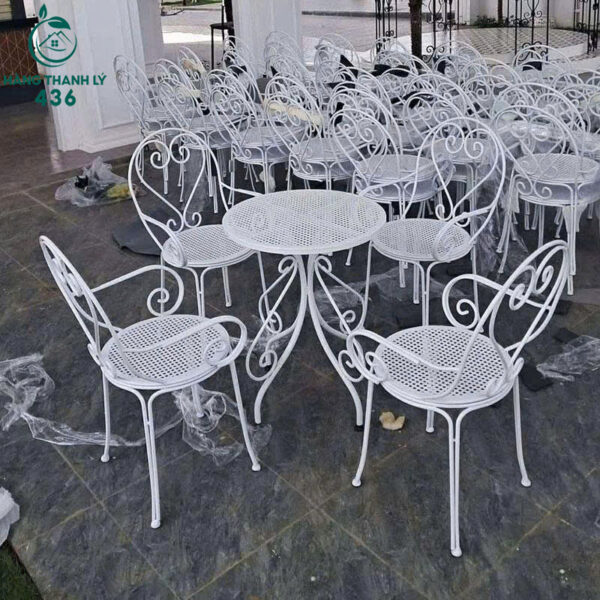 thanh-ly-ban-ghe-cafe-sat-uon-hoa-van-moi-99 thanh ly ban ghe cafe sat uon hoa van moi 99