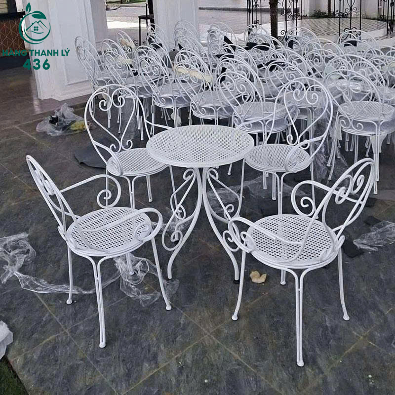 Thanh Lý Bàn Ghế Cafe Sắt Uốn Hoa Văn Mới 99% 3 thanh ly ban ghe cafe sat uon hoa van moi 99