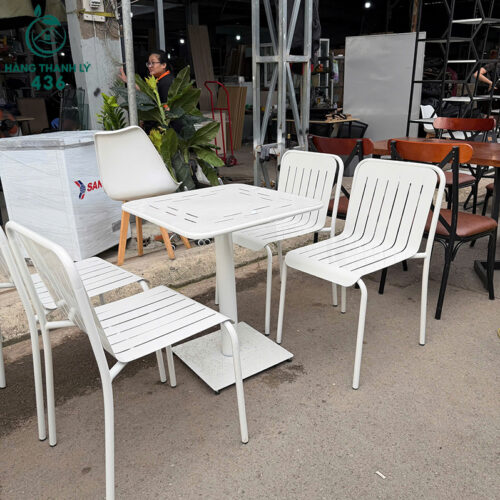 thanh ly bo ban ghe cafe sat 6 la moi 99 3
